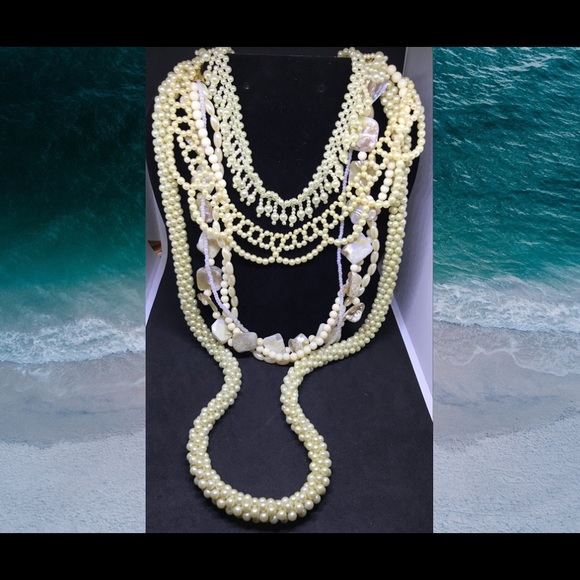 Vintage Pearls & shell Jewelry lot 4+ pounds - Picture 5 of 8